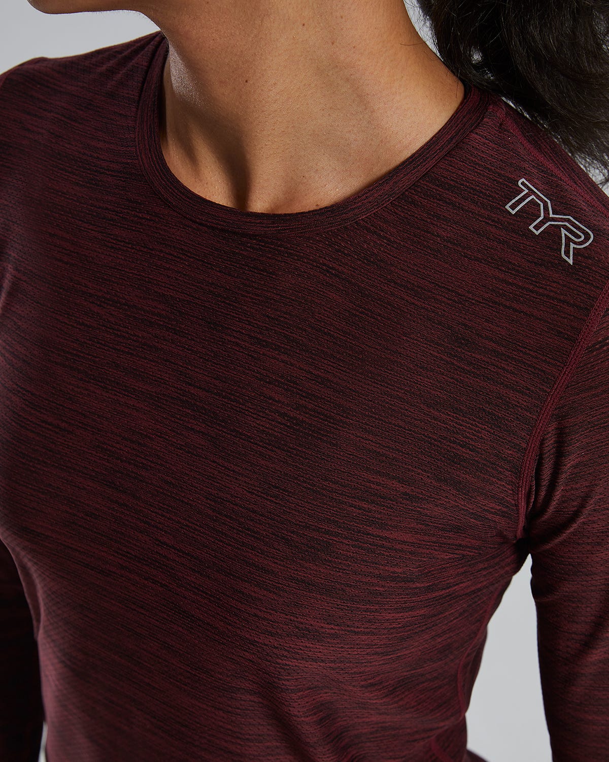 TYR Airtec™ Women's Long Sleeve Tee - Solid - Image 5