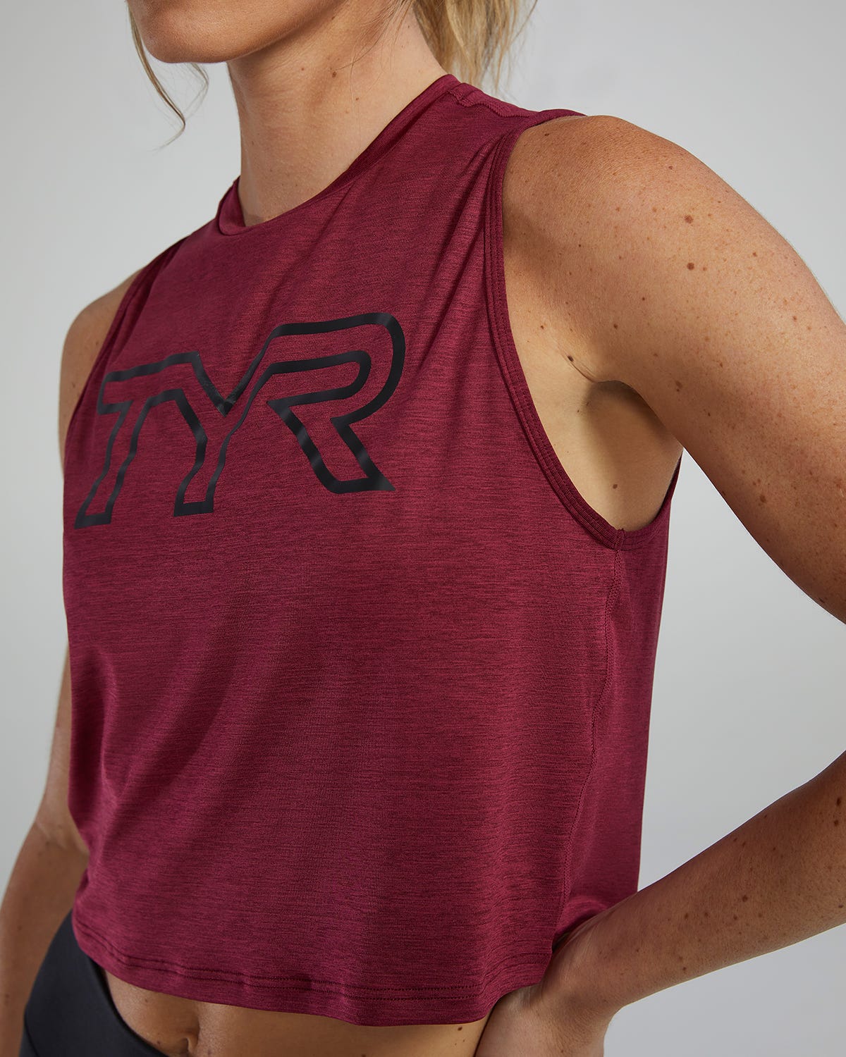 TYR ClimaDry™ Women's Cropped Tech Tank - Solid / Heather - Image 21