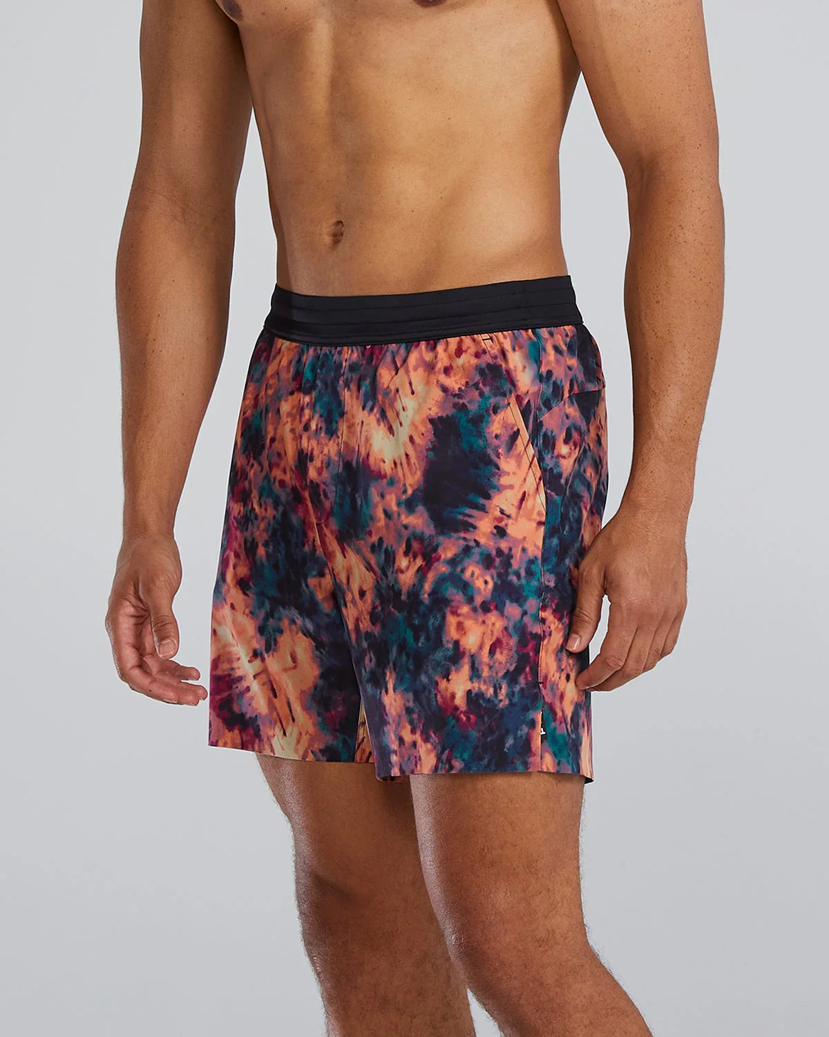 TYR Hydrosphere¨ - Men's Unbroken Shorts - Lined 7" - Solid - Image 3