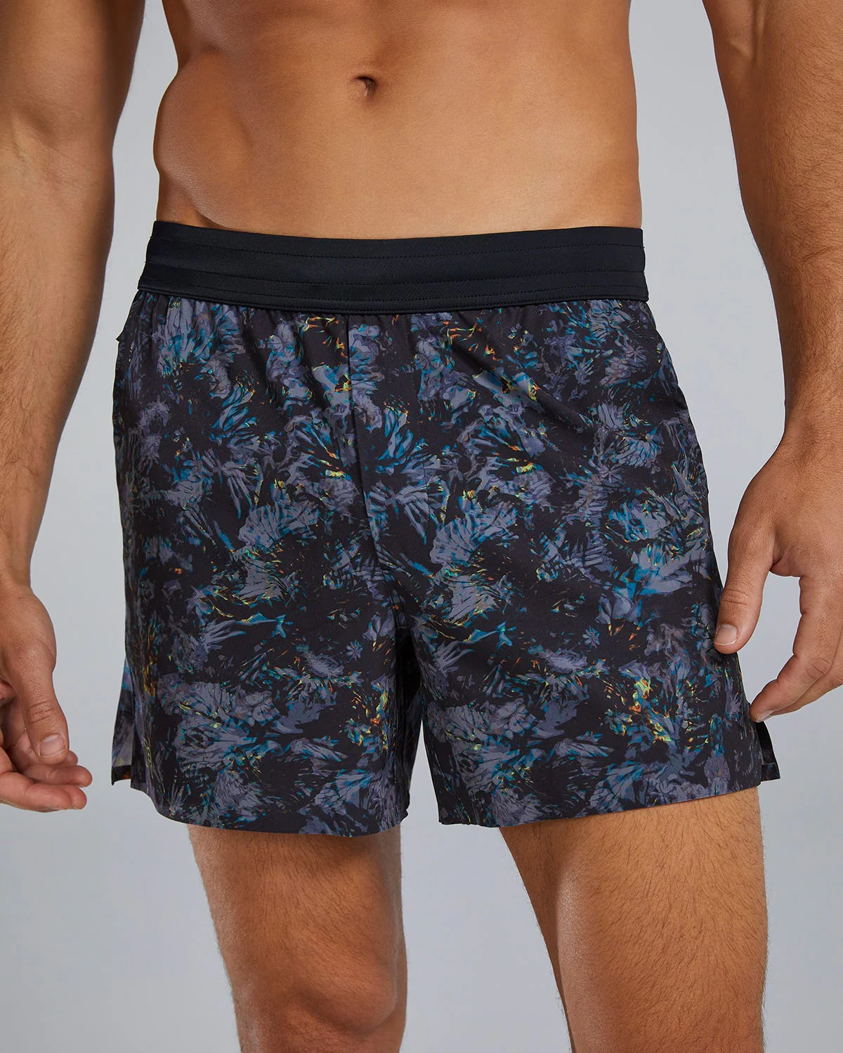 TYR Hydrosphere¨ - Men's Unbroken Shorts - Unlined 5" - Solid - Image 5