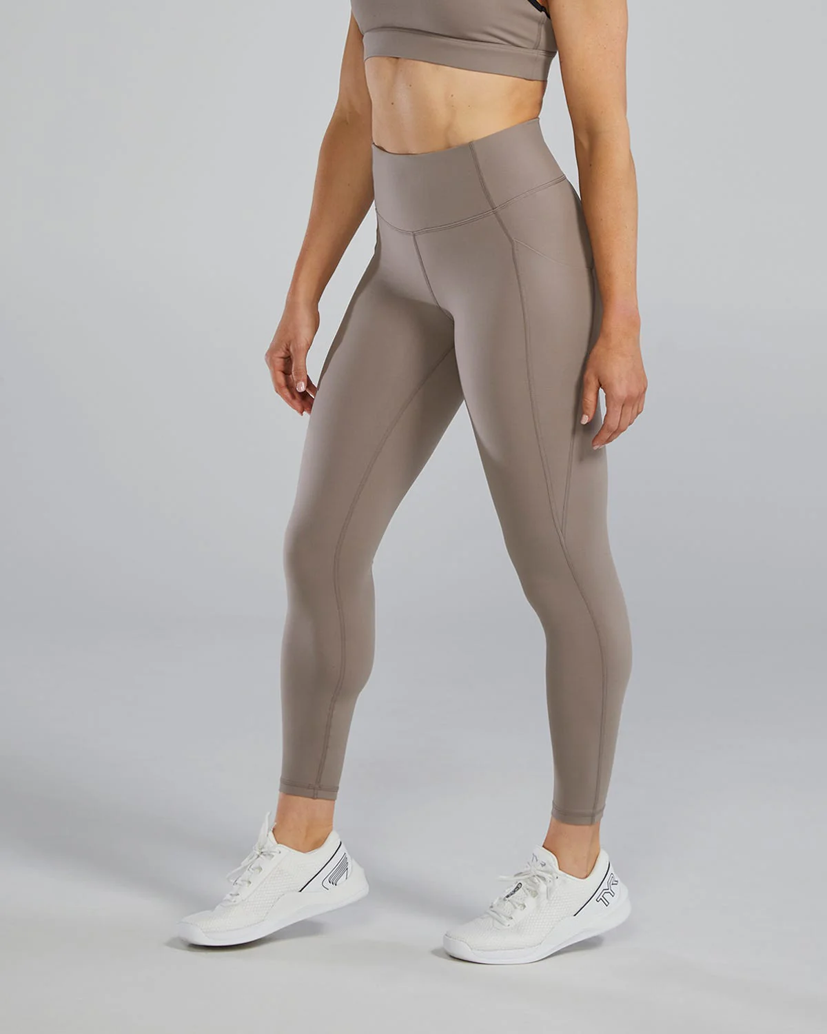 TYR Joule Eliteª Women's High-Rise 25" Pocket Leggings - Solid - Image 42