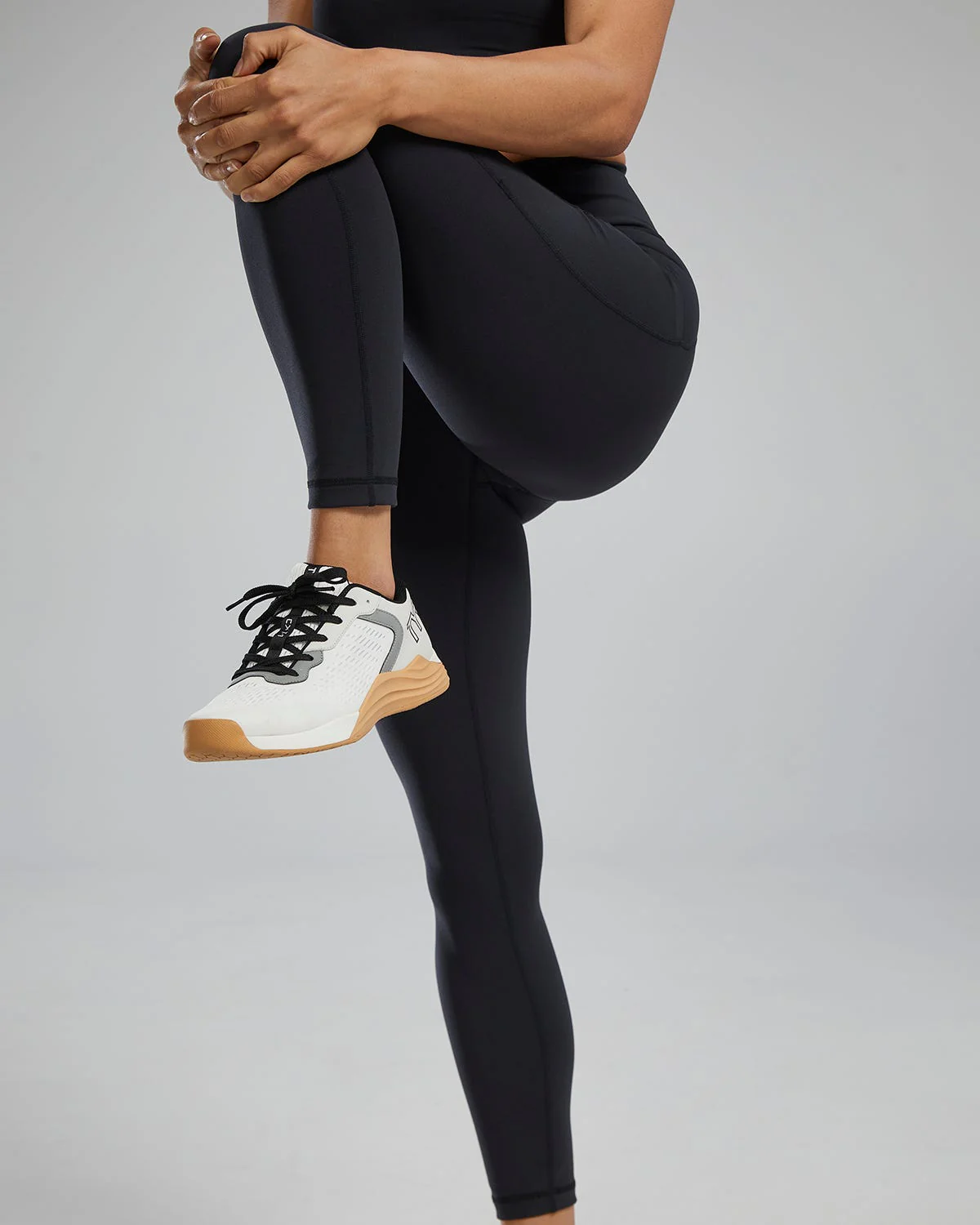 TYR Joule Eliteª Women's High-Rise 25" Pocket Leggings - Solid - Image 8