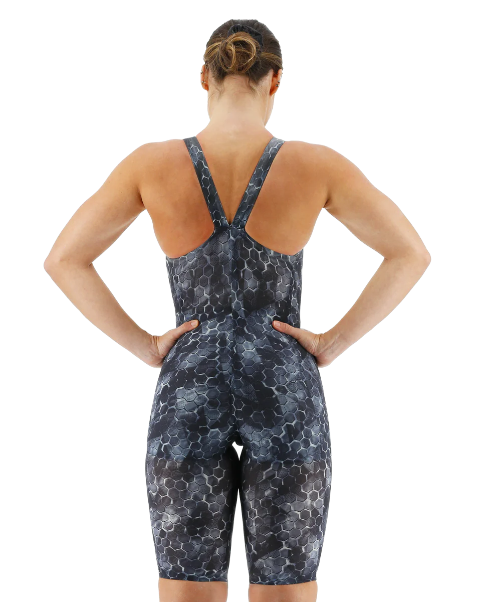 TYR Women’s Avictor 2.0 Closed Back Swimsuit - Image 6